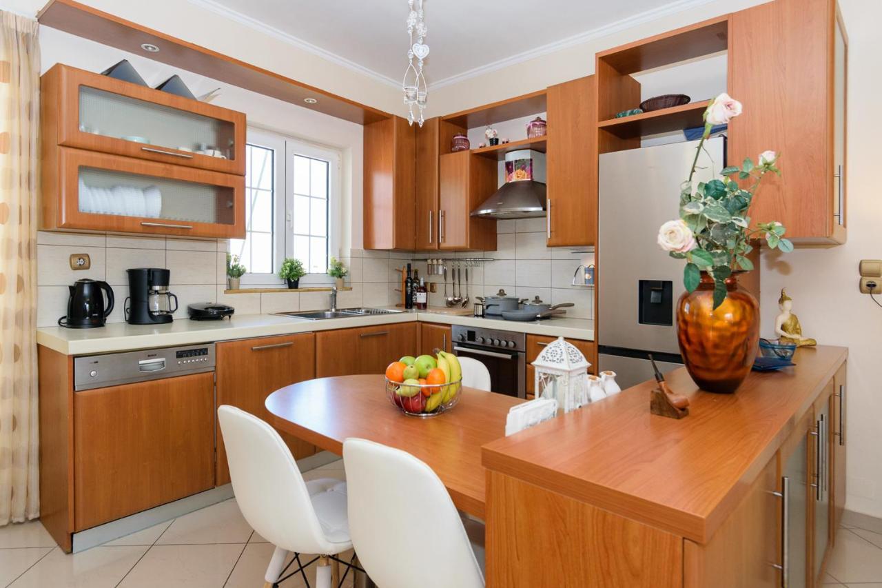 Central Penthouse In Quiet Neighborhood Near Sandy Beach Chrissi Akti Chania Exterior foto