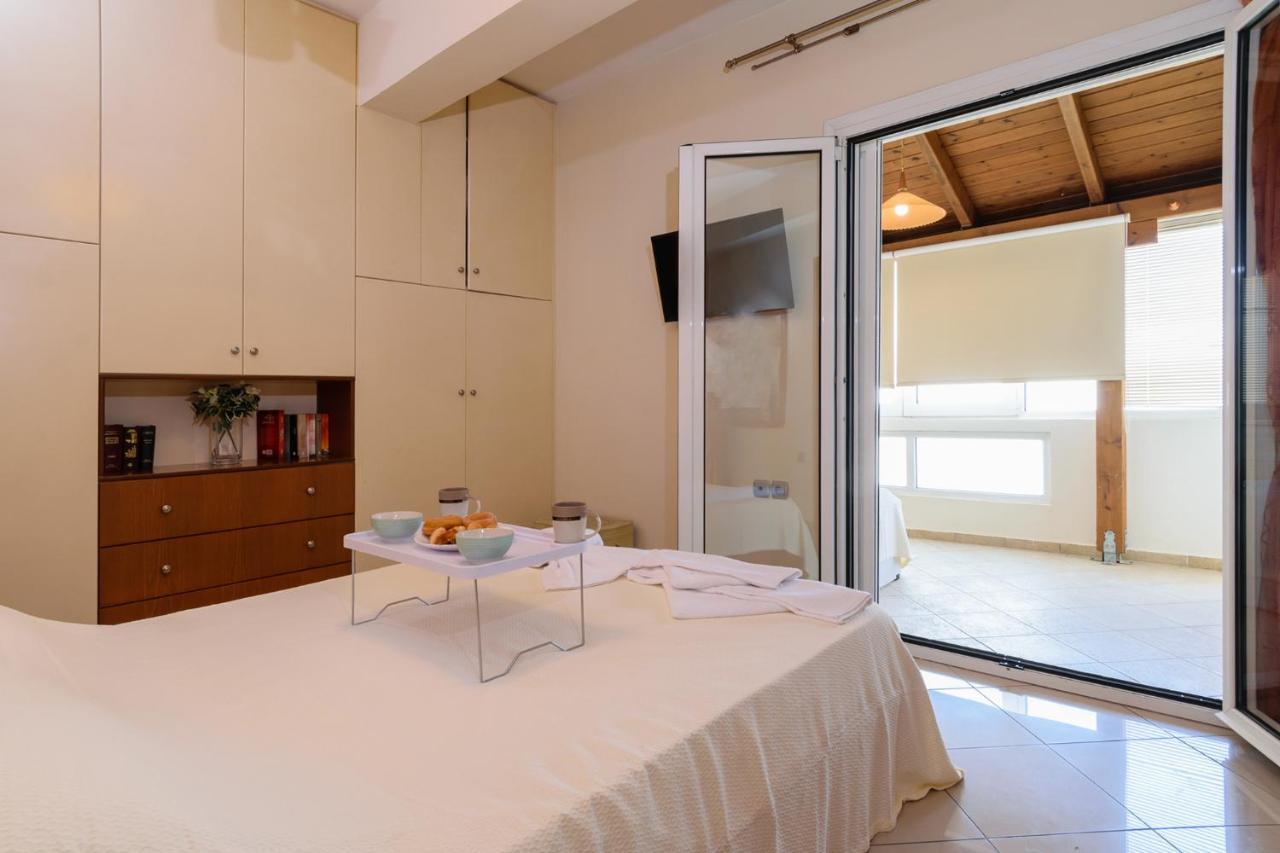 Central Penthouse In Quiet Neighborhood Near Sandy Beach Chrissi Akti Chania Exterior foto